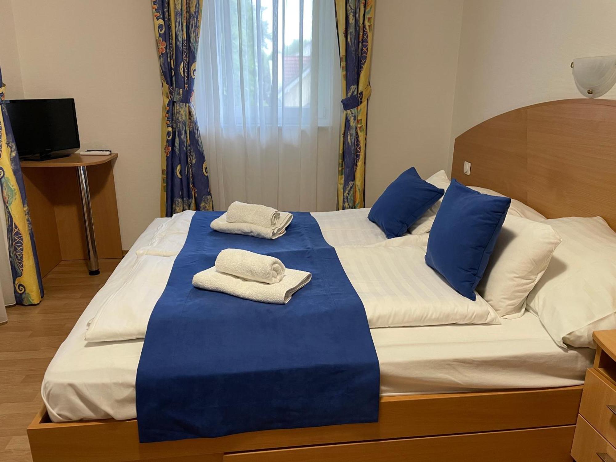 Amore Apartmanhaz Siofok Bagian luar foto