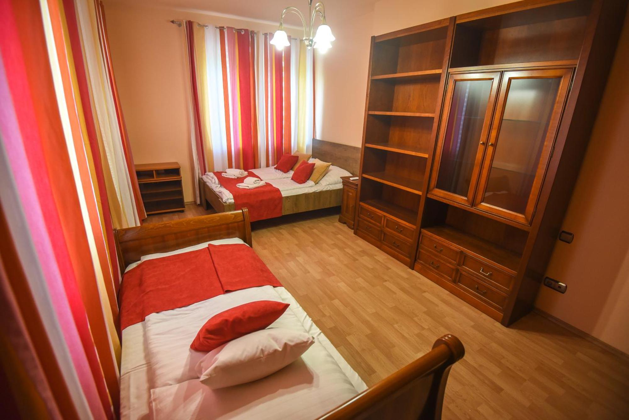 Amore Apartmanhaz Siofok Bagian luar foto