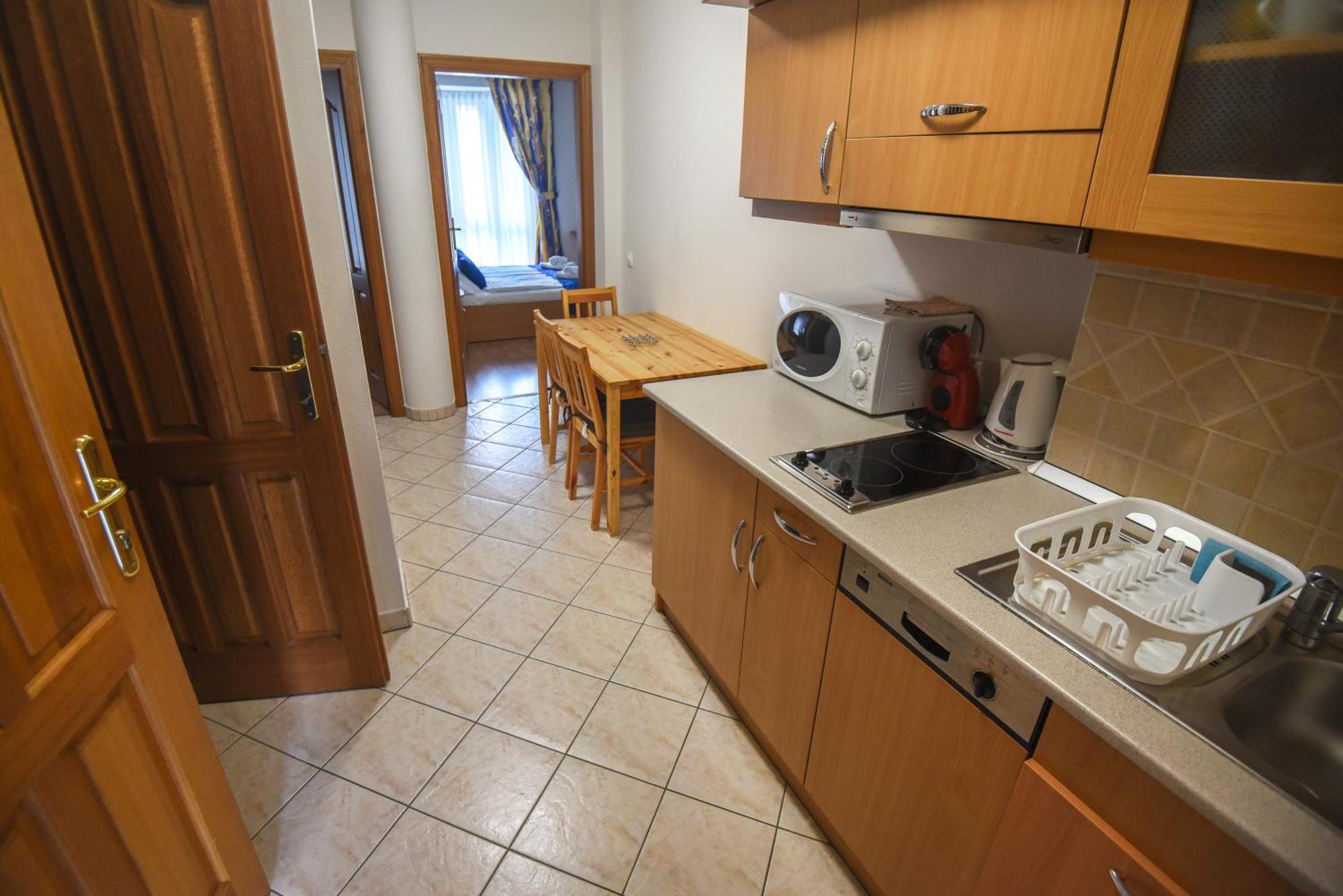 Amore Apartmanhaz Siofok Bagian luar foto