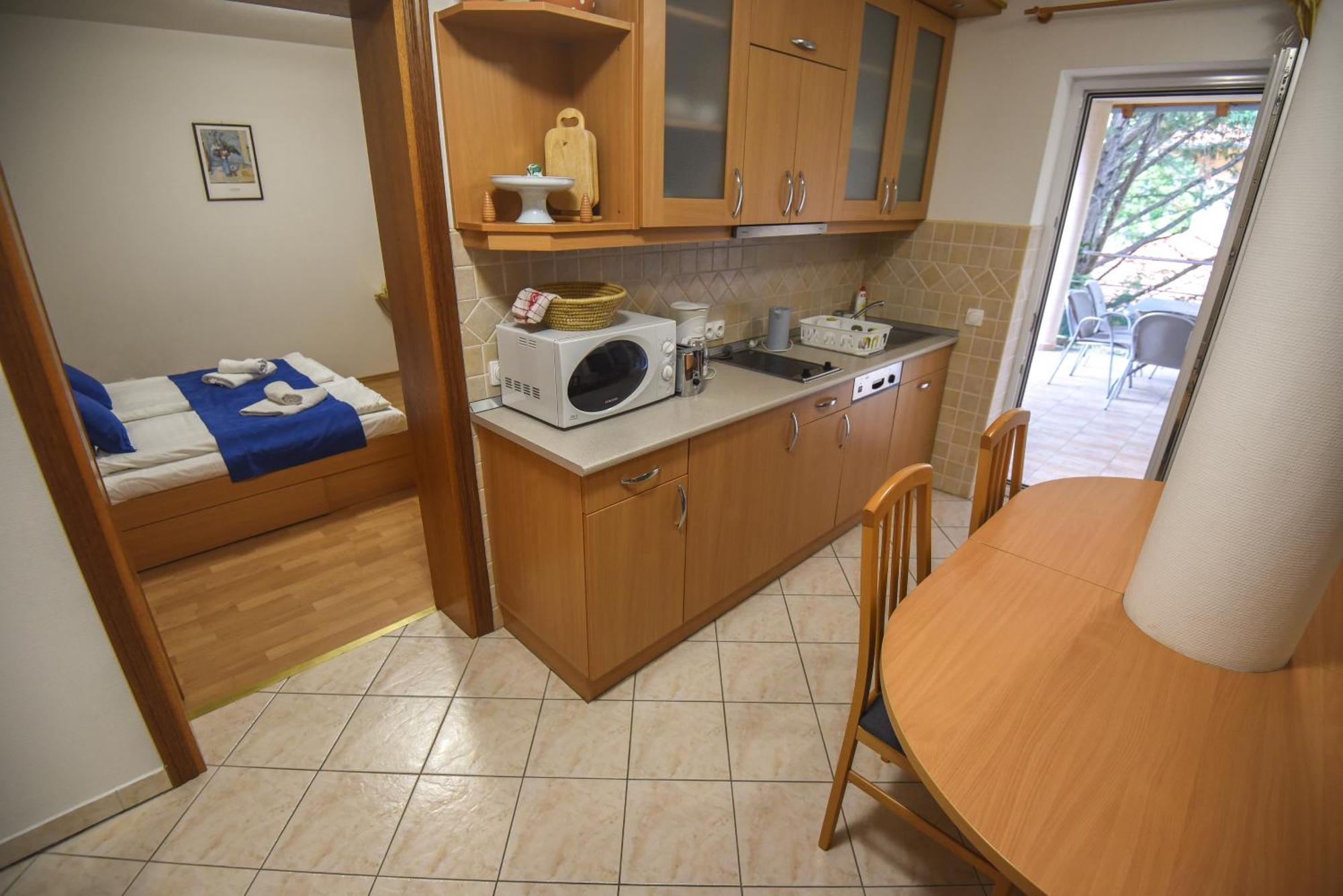 Amore Apartmanhaz Siofok Bagian luar foto